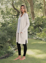  Barefoot Dreams CozyChic Lite Long Weekend Cardi, Long Sleeve Oversized Sweater טען תמונה לגלריה
