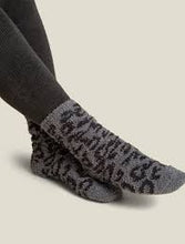  CozyChic Women&#39;s Barefoot In The Wild Socks טען תמונה לגלריה
